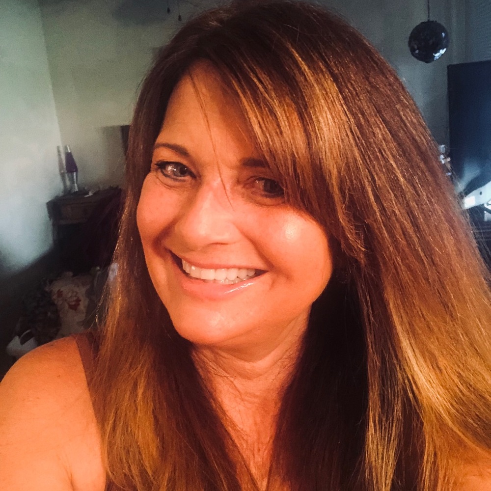 Meet your Posher, Carrie